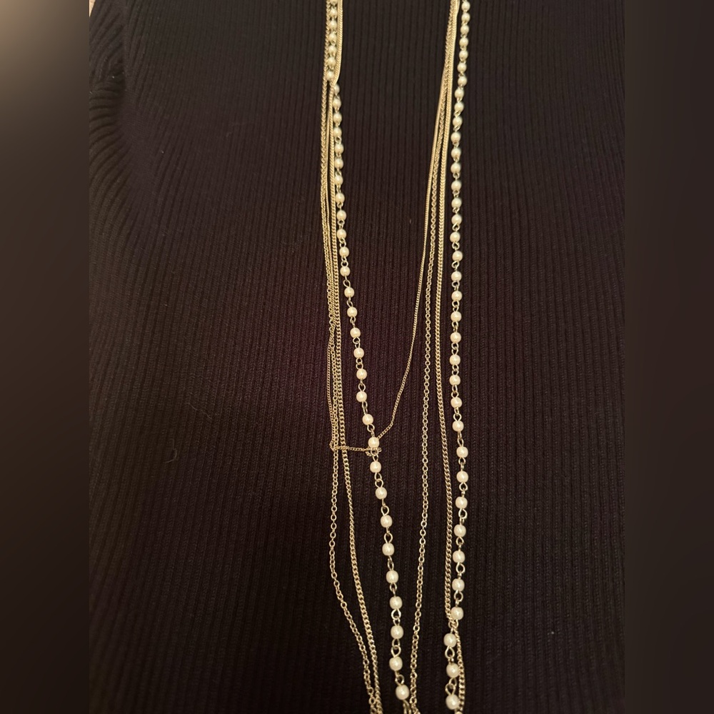 Elegant Silver and Pearl Chain Necklace
